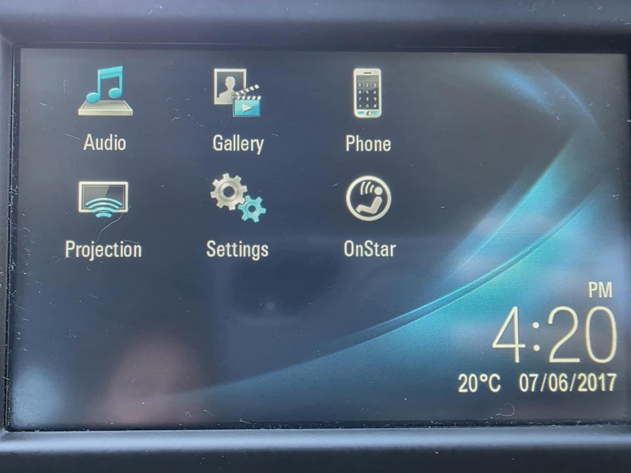 2018 Chevrolet Equinox LS AWD Photo