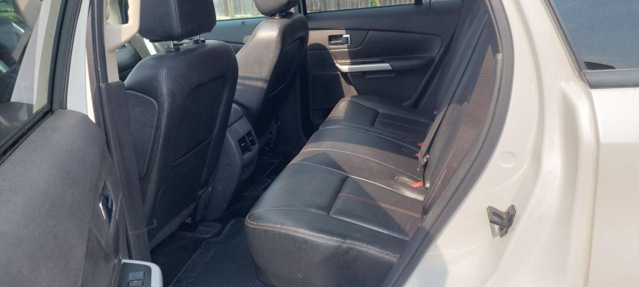 2013 Ford Edge SEL - Photo #17
