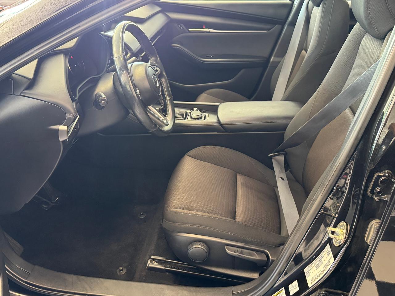 2022 Mazda MAZDA3 GS+Adaptive Cruise+LKA+New Brakes+CLEAN CARFAX Photo19