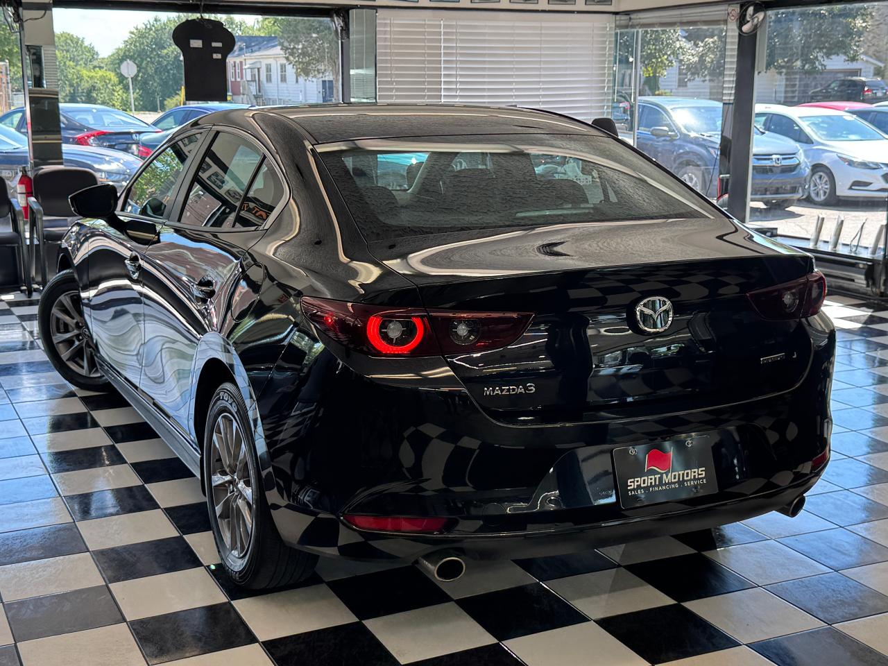 2022 Mazda MAZDA3 GS+Adaptive Cruise+LKA+New Brakes+CLEAN CARFAX Photo16