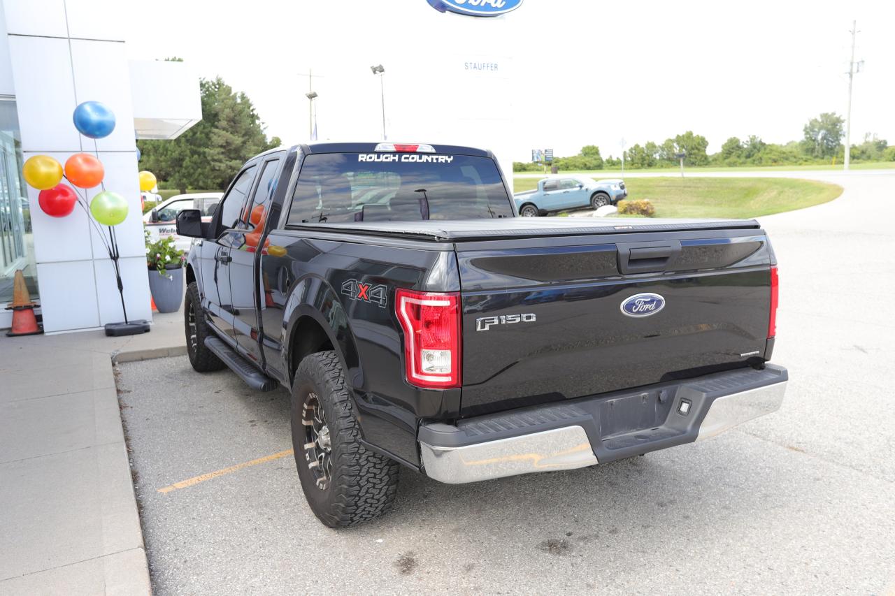 2015 Ford F-150 XLT 4WD SuperCab 145 Photo5