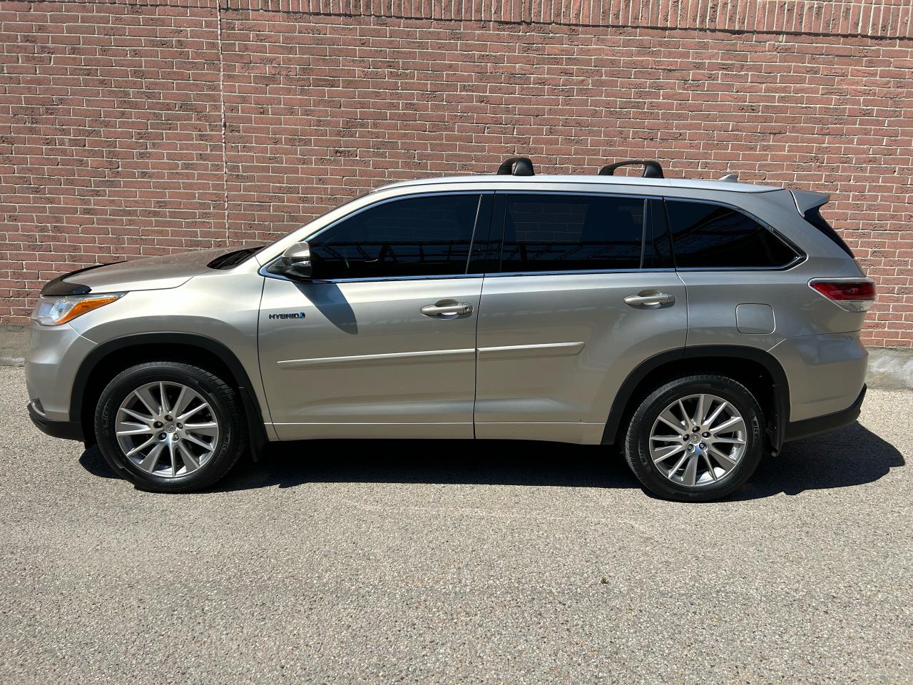 2014 Toyota Highlander Hybrid XLE - Photo #3