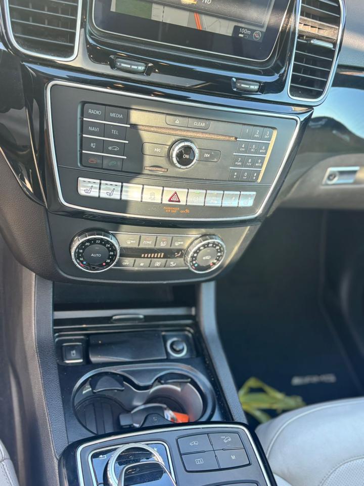 2019 Mercedes-Benz GLE AMG GLE 43 - Photo #10