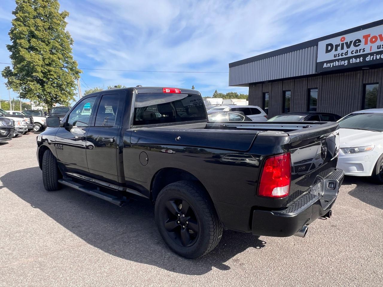 2018 RAM 1500 Express 4x4 Quad Cab 6'4" Box *Ltd Avail* Photo2