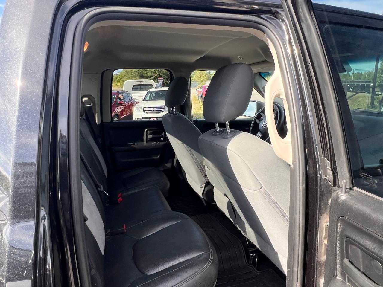 2018 RAM 1500 Express 4x4 Quad Cab 6'4" Box *Ltd Avail* - Photo #8
