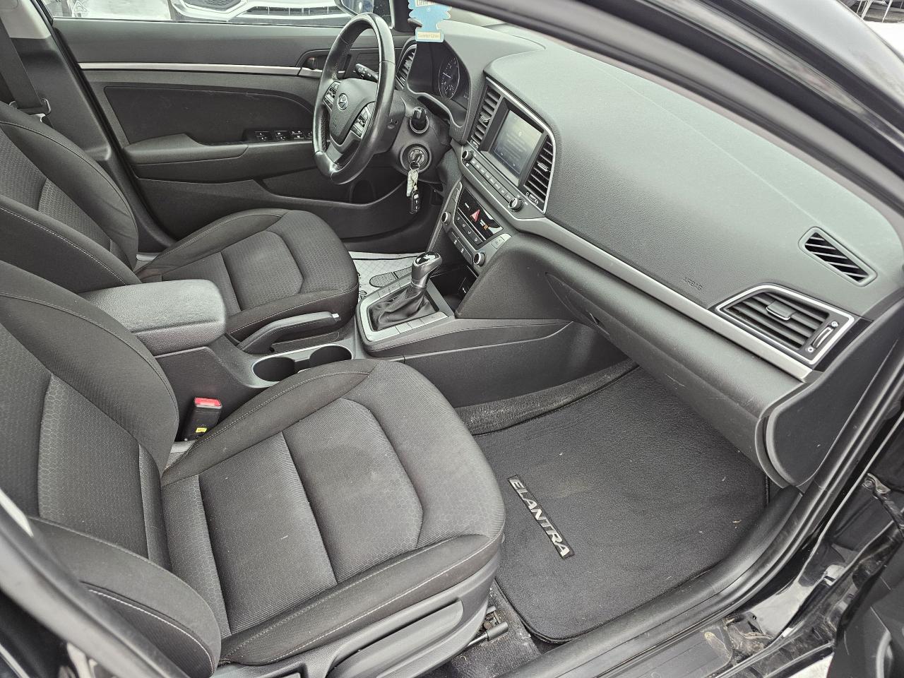 2017 Hyundai Elantra GL, AUTO, BLUETOOTH, REARVIEW CAMERA, POWER GROUP Photo