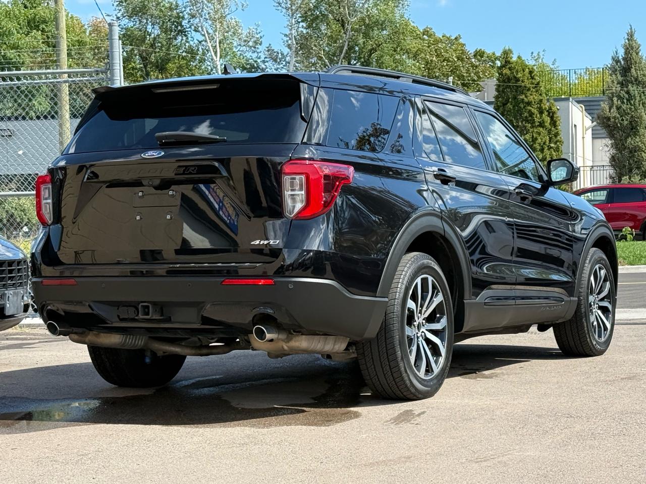 2022 Ford Explorer ST-Line 7PASS|TOWPKG|SUNROOF|NAVI|BACKUP - Photo #3