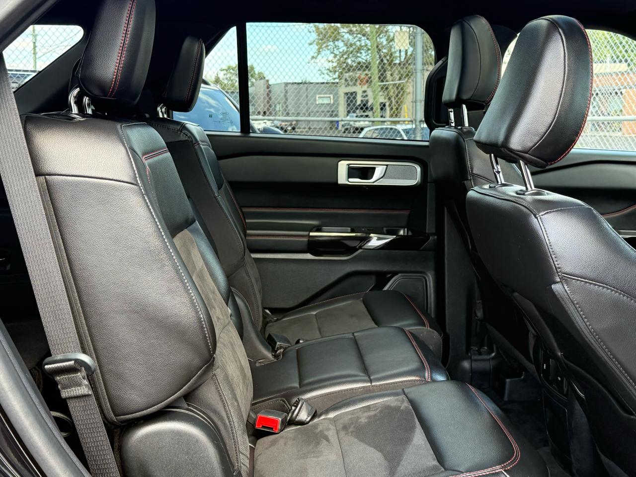2022 Ford Explorer ST-Line 7PASS|TOWPKG|SUNROOF|NAVI|BACKUP - Photo #14