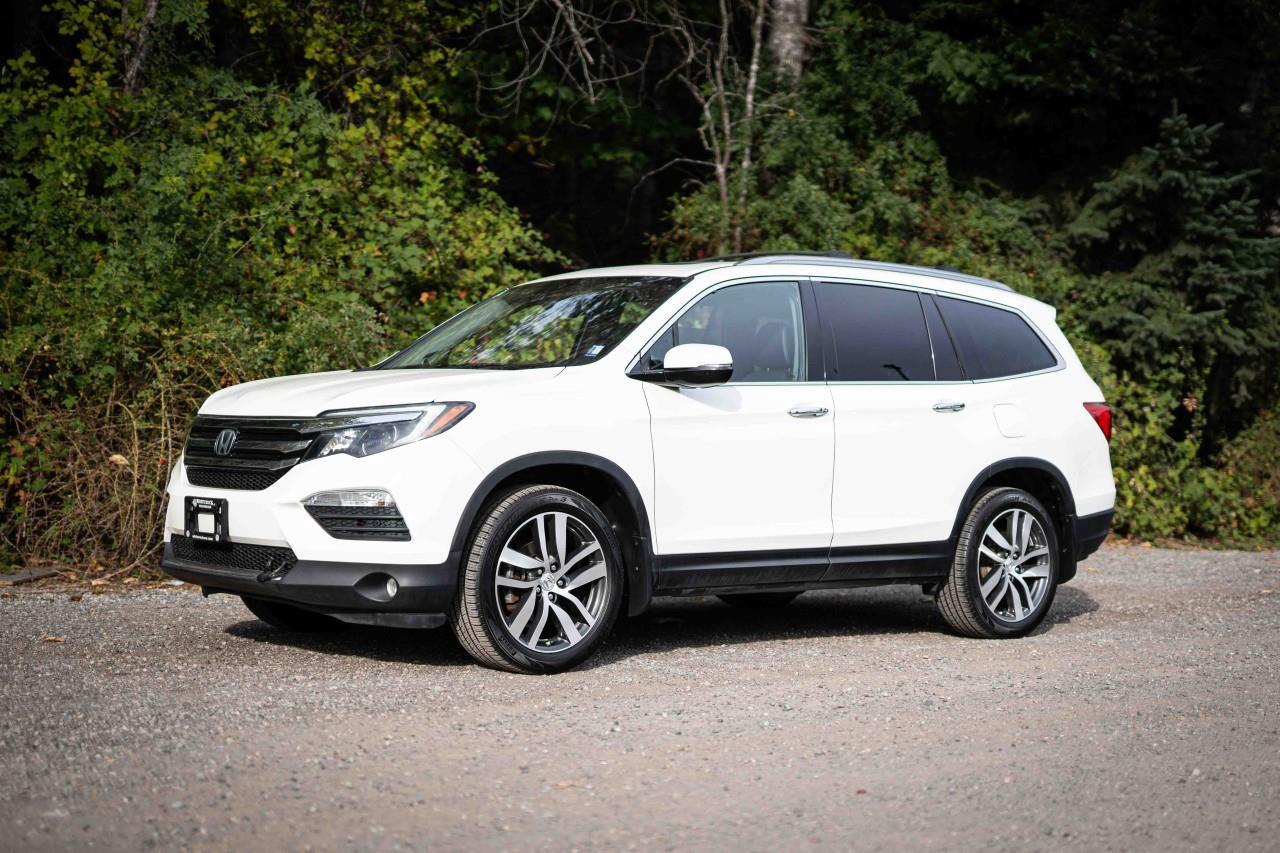 Used 2018 Honda Pilot Touring *LEATHER INTERIOR*SUNROOF*ONE OWNER* for sale in Surrey, BC