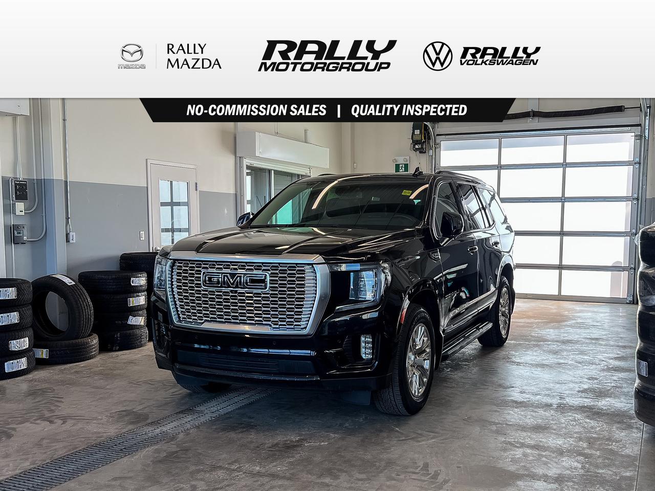 4x4! Black on Black! Leather heated and cooled seats power liftgate and so much more!