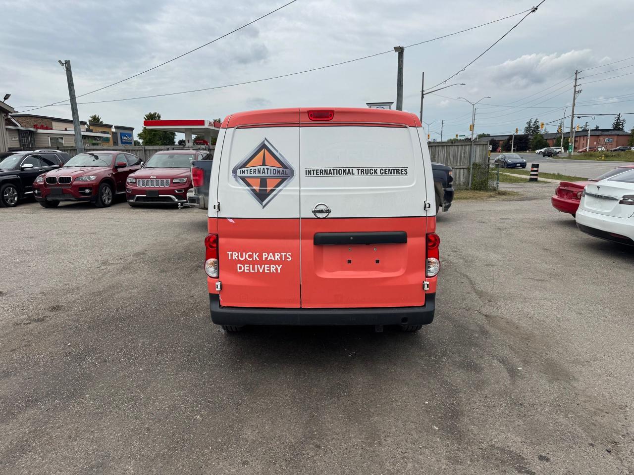 2019 Nissan NV200 S, MINI CARGO VAN, 4 CYL, AUTO, RUNS WELL, AS IS - Photo #4