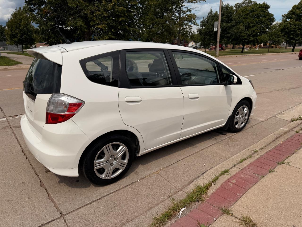2013 Honda Fit 5dr HB Auto LX - Photo #10