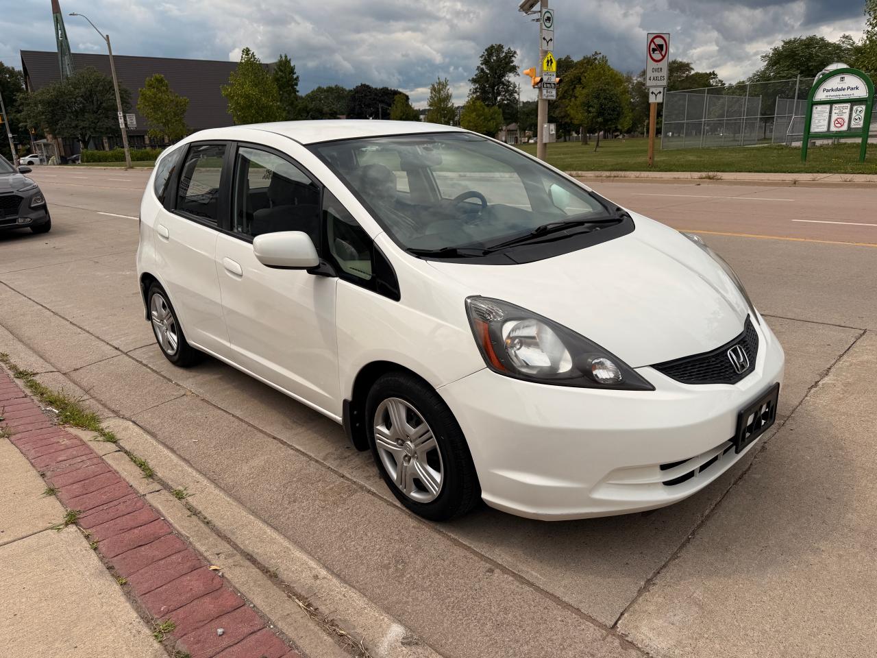 2013 Honda Fit 5dr HB Auto LX - Photo #5