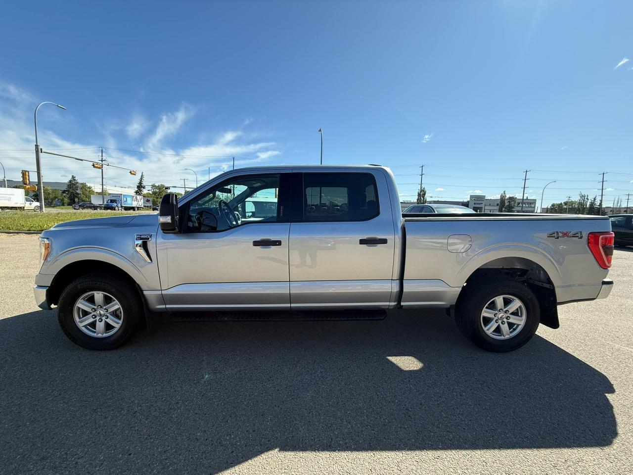 2021 Ford F-150 XLT | ECOBOOST | ALL CREDIT ACCEPTED!! - Photo #4
