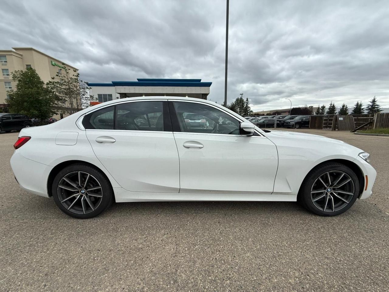 2019 BMW 3 Series 330i xDrive | ALL CREDIT ACCEPTED!! - Photo #8