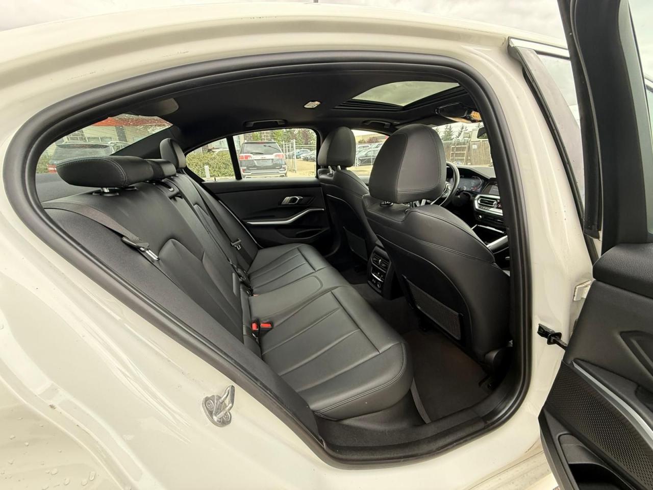 2019 BMW 3 Series 330i xDrive | ALL CREDIT ACCEPTED!! - Photo #18