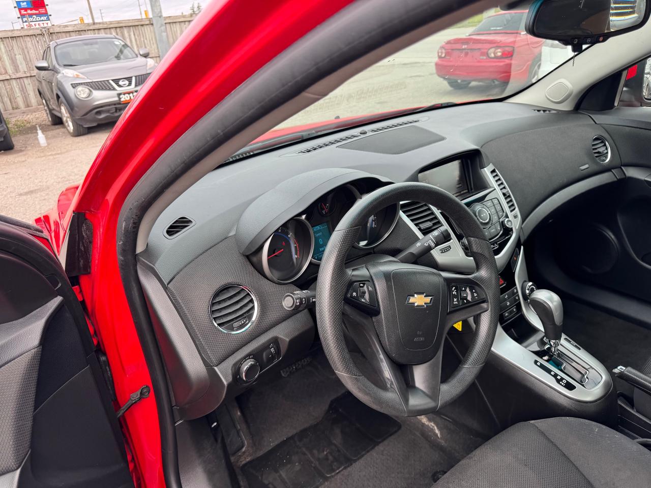 2015 Chevrolet Cruze 1LT, AUTO, 4 CYL, WELL MAINTAINED, CERTIFIED - Photo #10