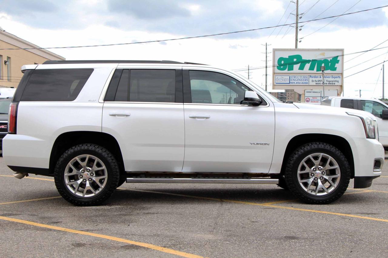 2017 GMC Yukon 4WD 4DR SLT - Photo #8