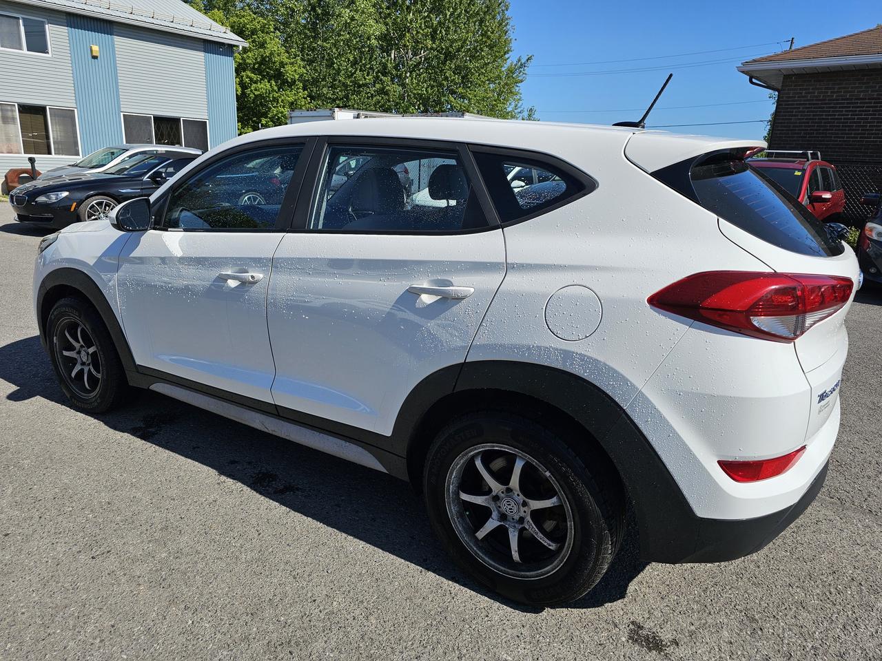 2017 Hyundai Tucson AWD 4dr 2.0L, AUTO, A/C, BLUETOOTH, BACKUP CAMERA Photo