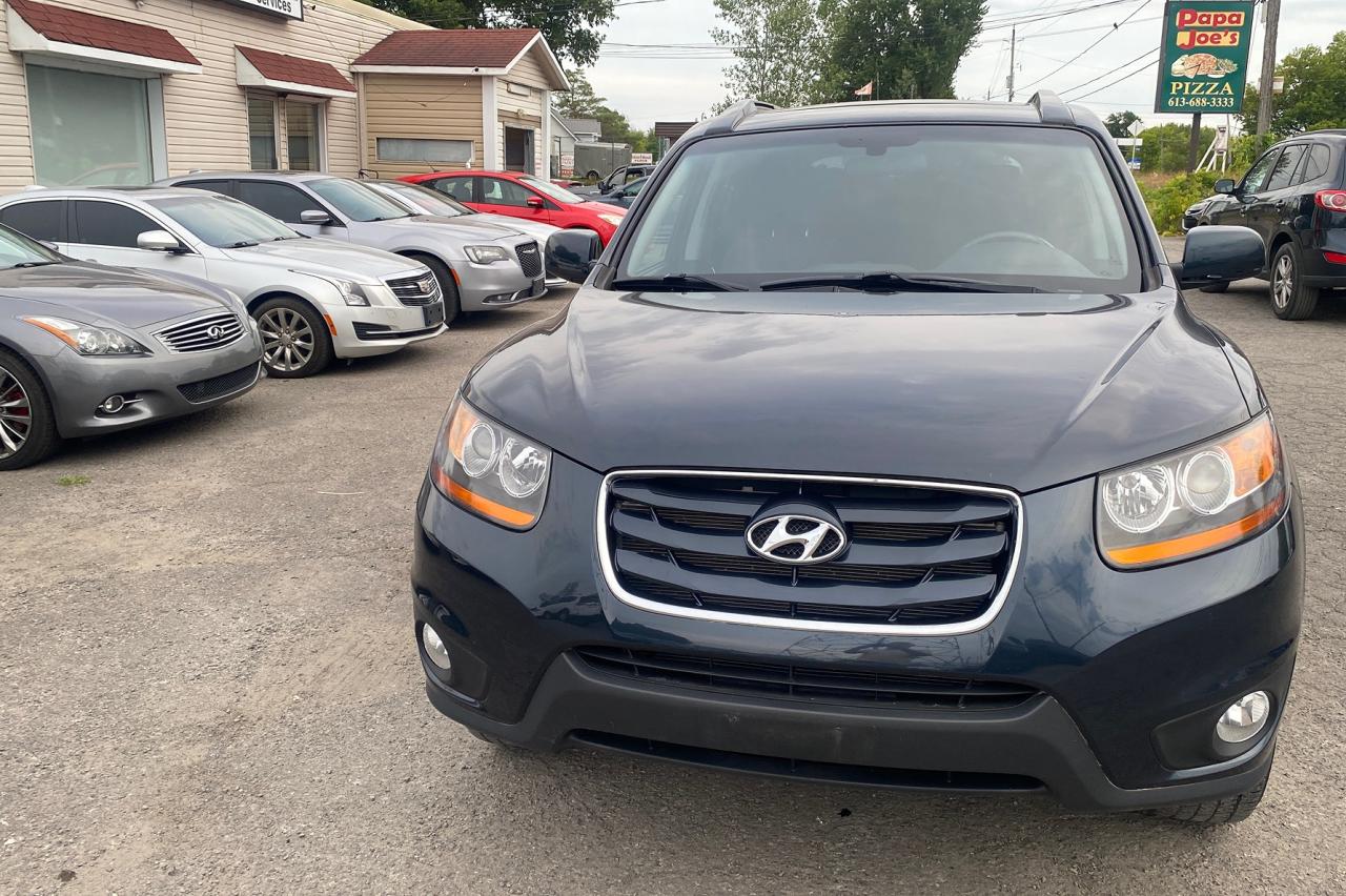 Used 2010 Hyundai Santa Fe GL W/SPORT for sale in Ottawa, ON