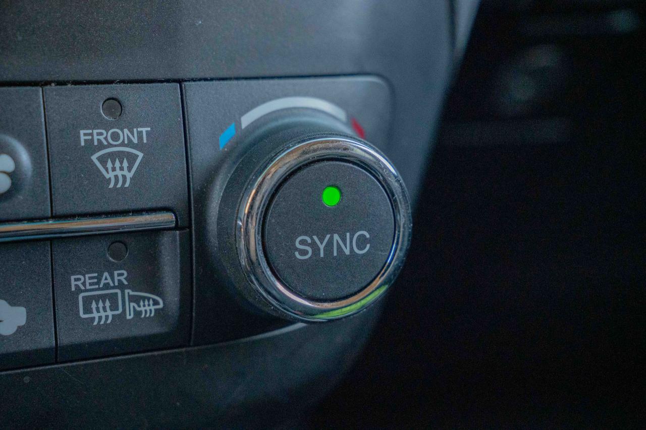 2015 Acura RDX Base - Photo #39