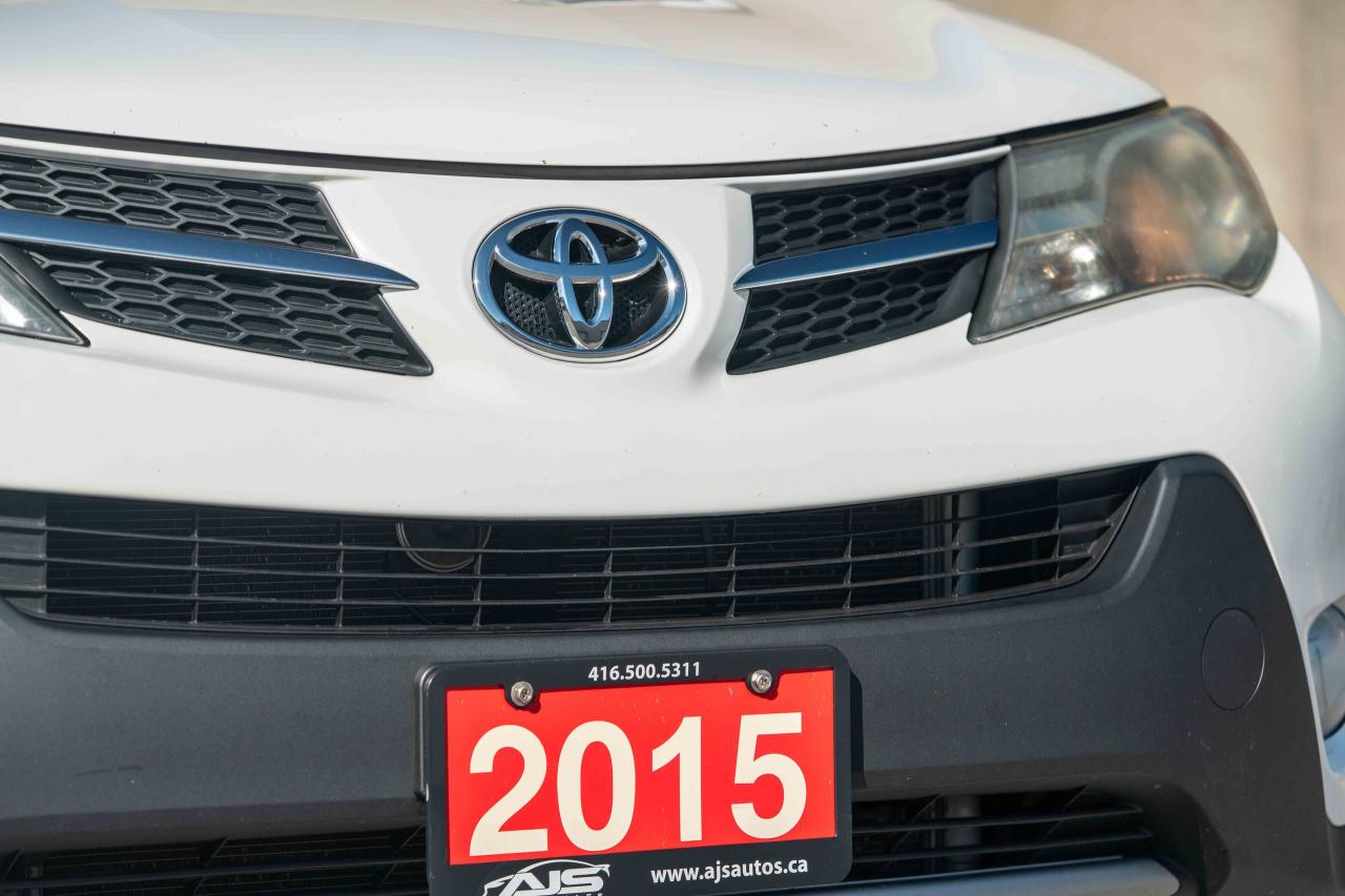 2015 Toyota RAV4 XLE - Photo #7