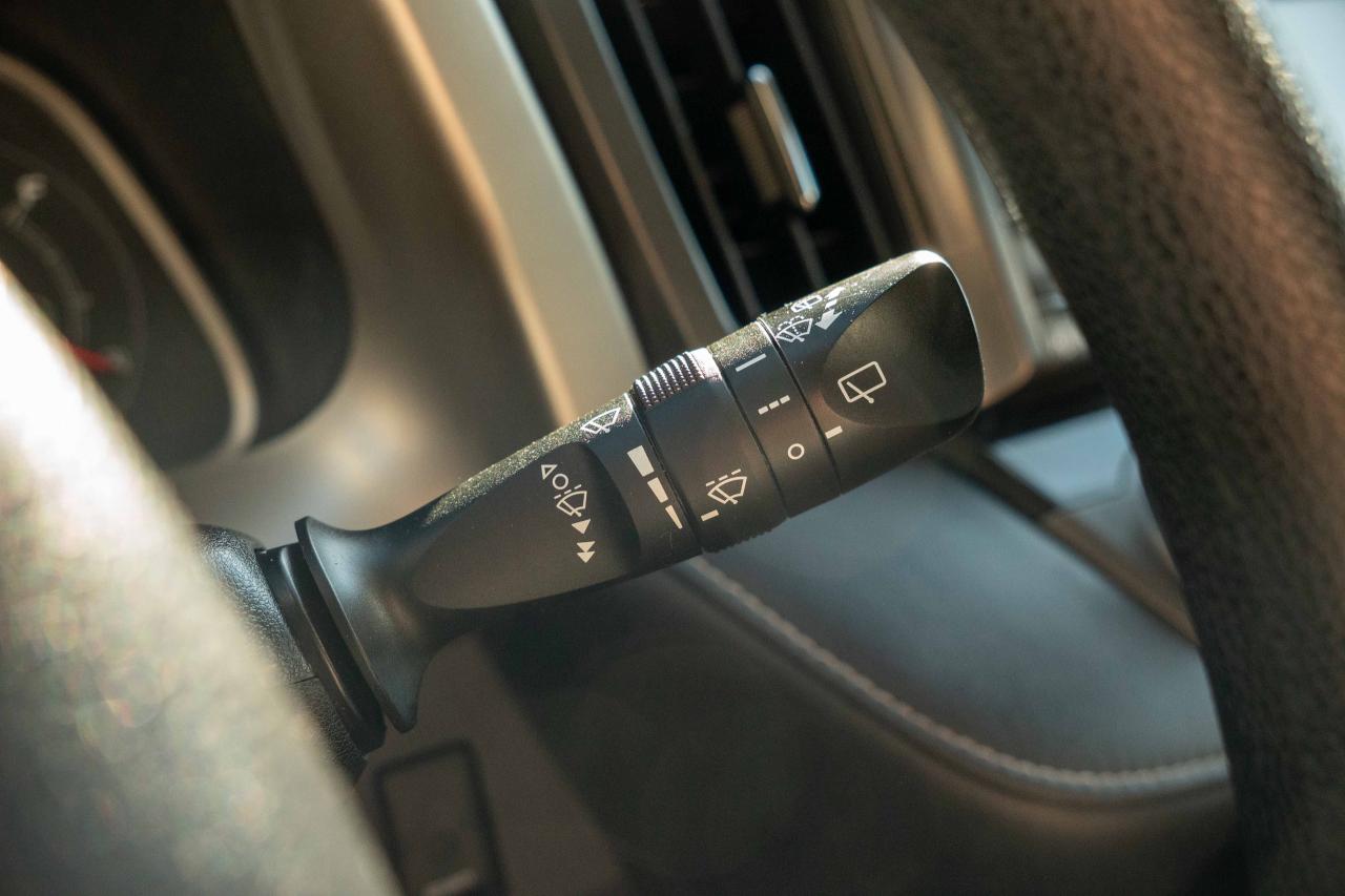 2015 Toyota RAV4 XLE - Photo #29