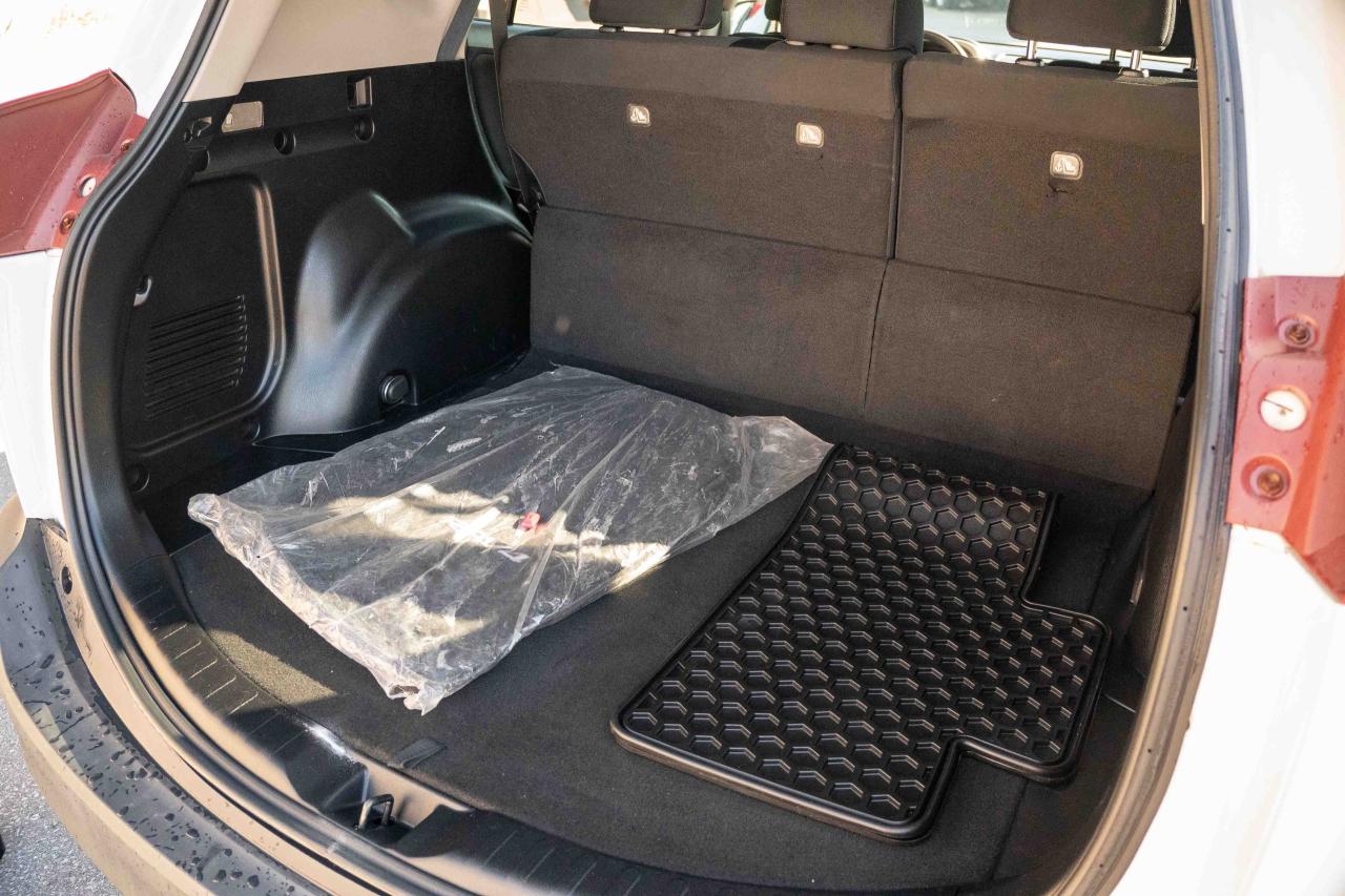 2015 Toyota RAV4 XLE - Photo #45