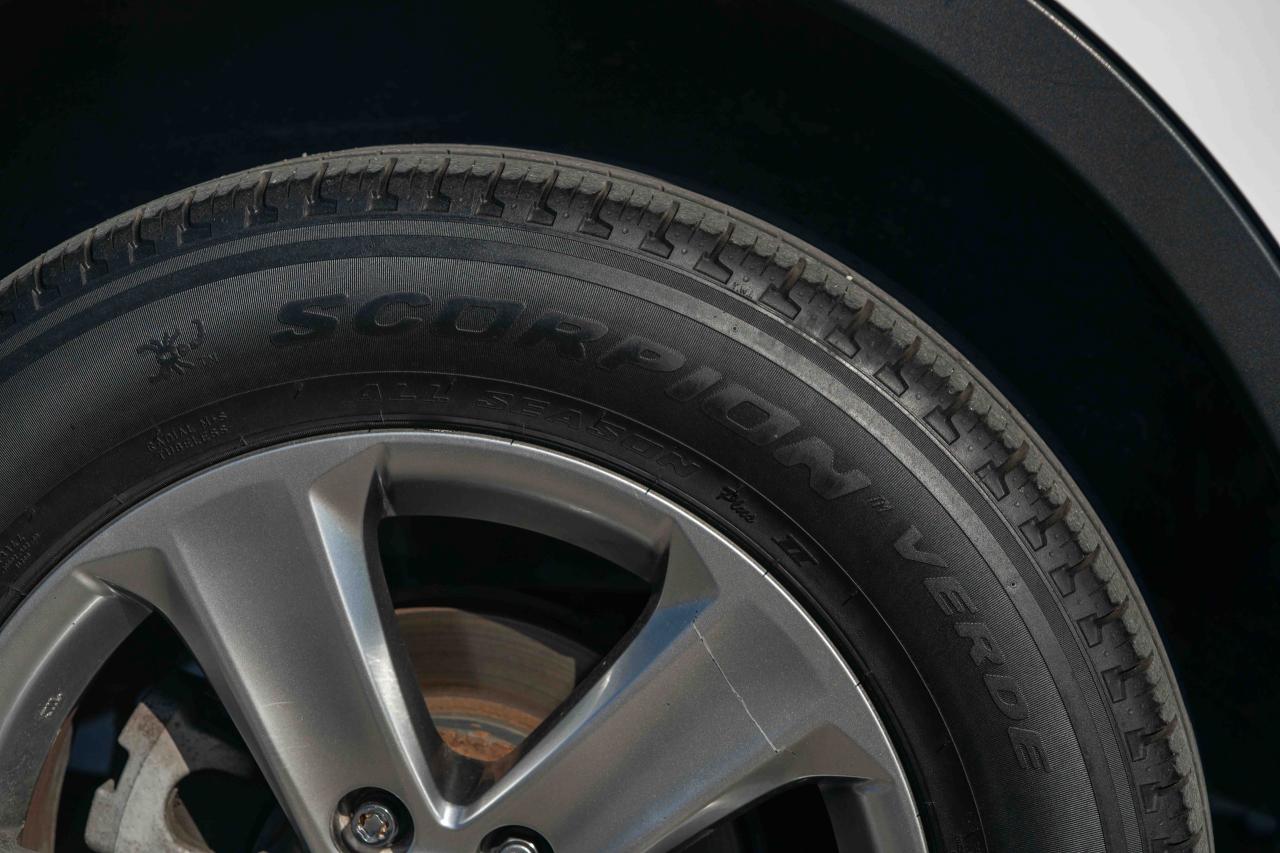2015 Toyota RAV4 XLE - Photo #52