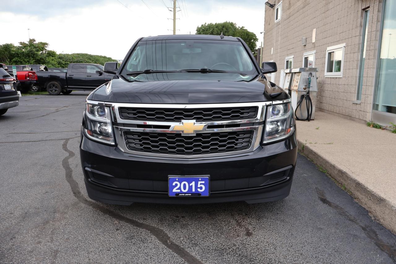 2015 Chevrolet Tahoe V8 LS 4WD CERTIFIED *ACCIDENT FREE*8 SEATS* CAMERA BLUETOOTH LEATHER HEATED SUNROOF CRUISE ALLOYS - Photo #2