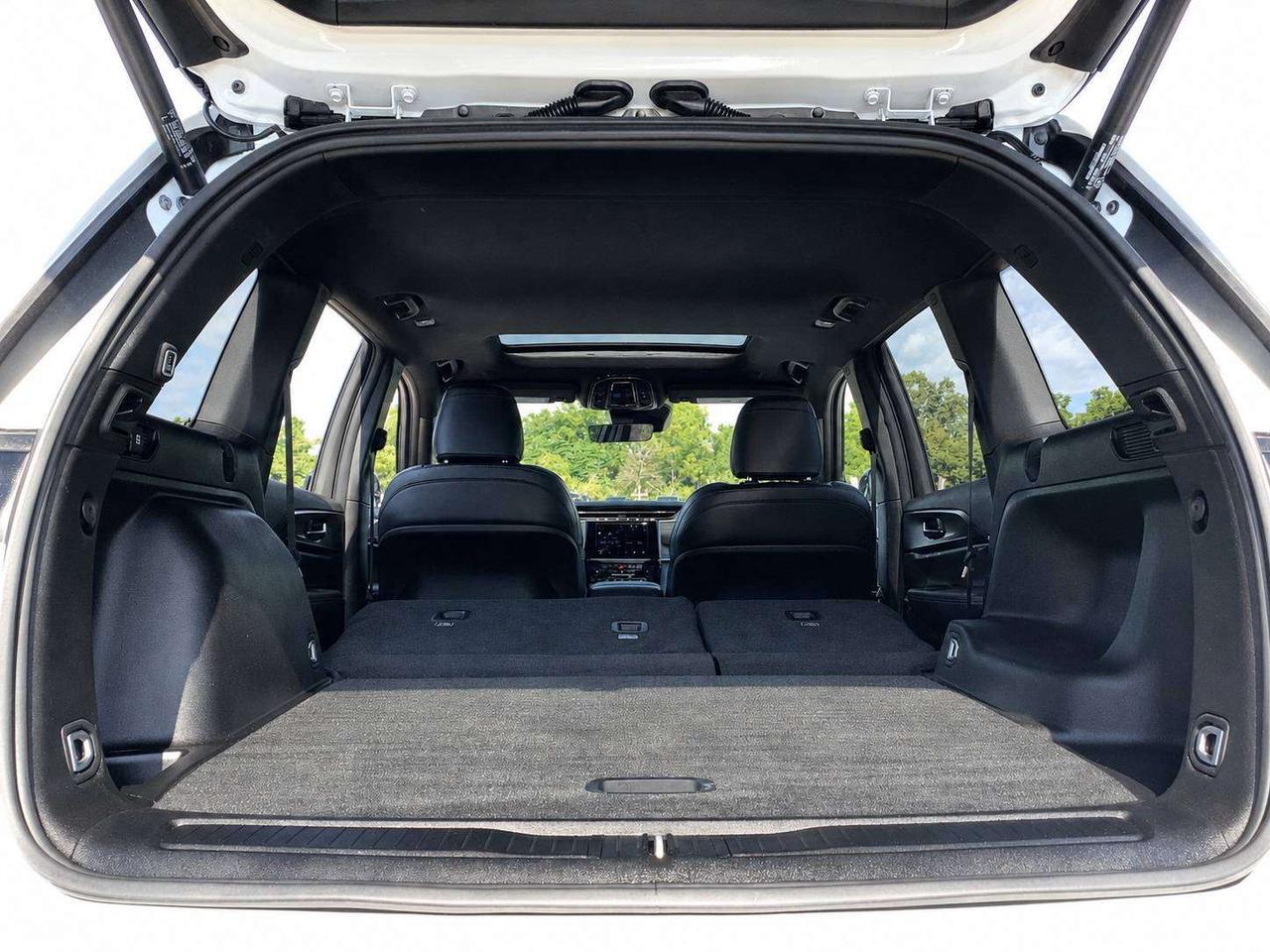 2025 Jeep Grand Cherokee Altitude | Sunroof | SafetyTech |Heated Seats |4X4 Photo