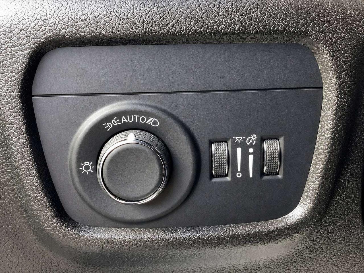2025 Jeep Grand Cherokee Altitude | Sunroof | SafetyTech |Heated Seats |4X4 Photo