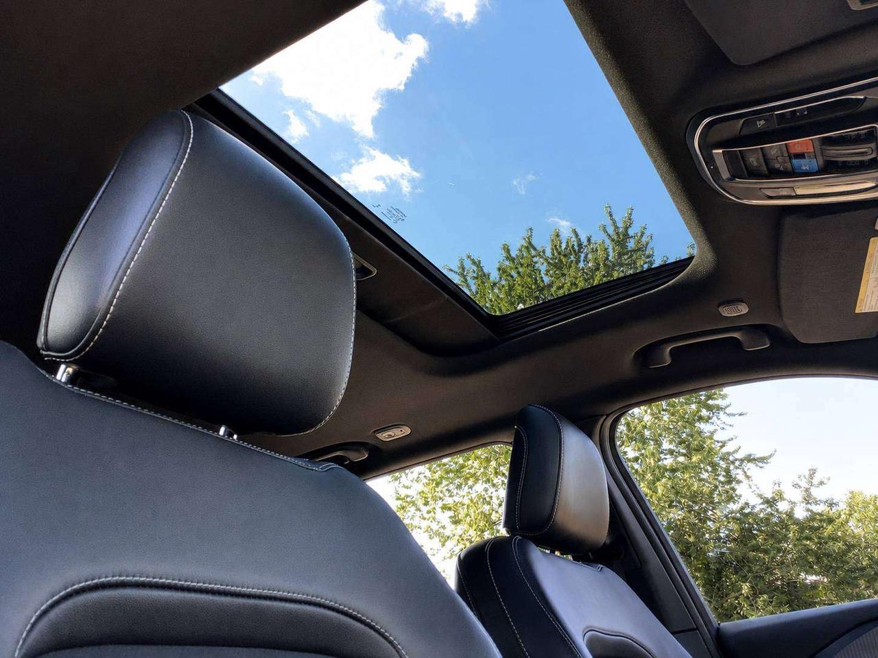 2025 Jeep Grand Cherokee Altitude | Sunroof | SafetyTech |Heated Seats |4X4 Photo