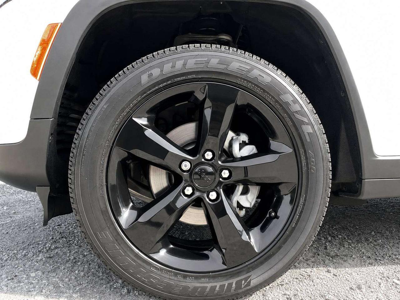 2025 Jeep Grand Cherokee Altitude | Sunroof | SafetyTech |Heated Seats |4X4 Photo