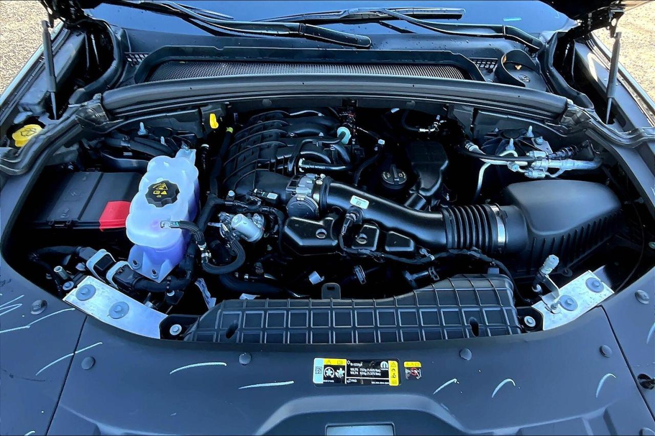 2025 Jeep Grand Cherokee ALTITUDE 4X4 | Side Step | Power Sunroof | Tow Pkg Photo