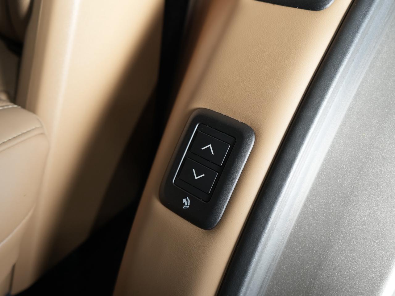 2023 Land Rover Range Rover Autobiography/ANTI THEFT/HUD/PANO/23 IN RIM/7PASS Photo