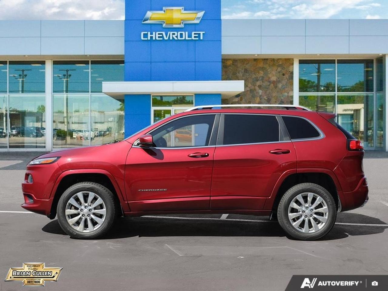 2017 Jeep Cherokee Overland 4WD 4dr Overland Photo2