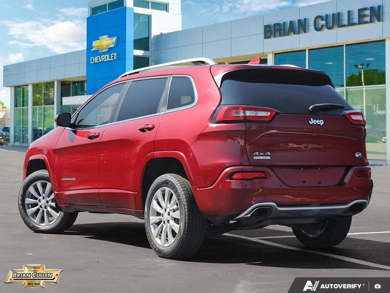 2017 Jeep Cherokee Overland 4WD 4dr Overland Photo