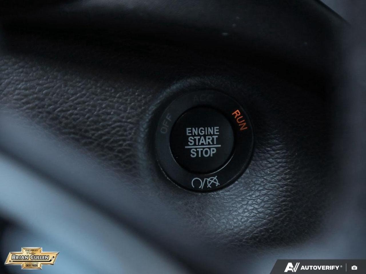 2017 Jeep Cherokee Overland 4WD 4dr Overland Photo