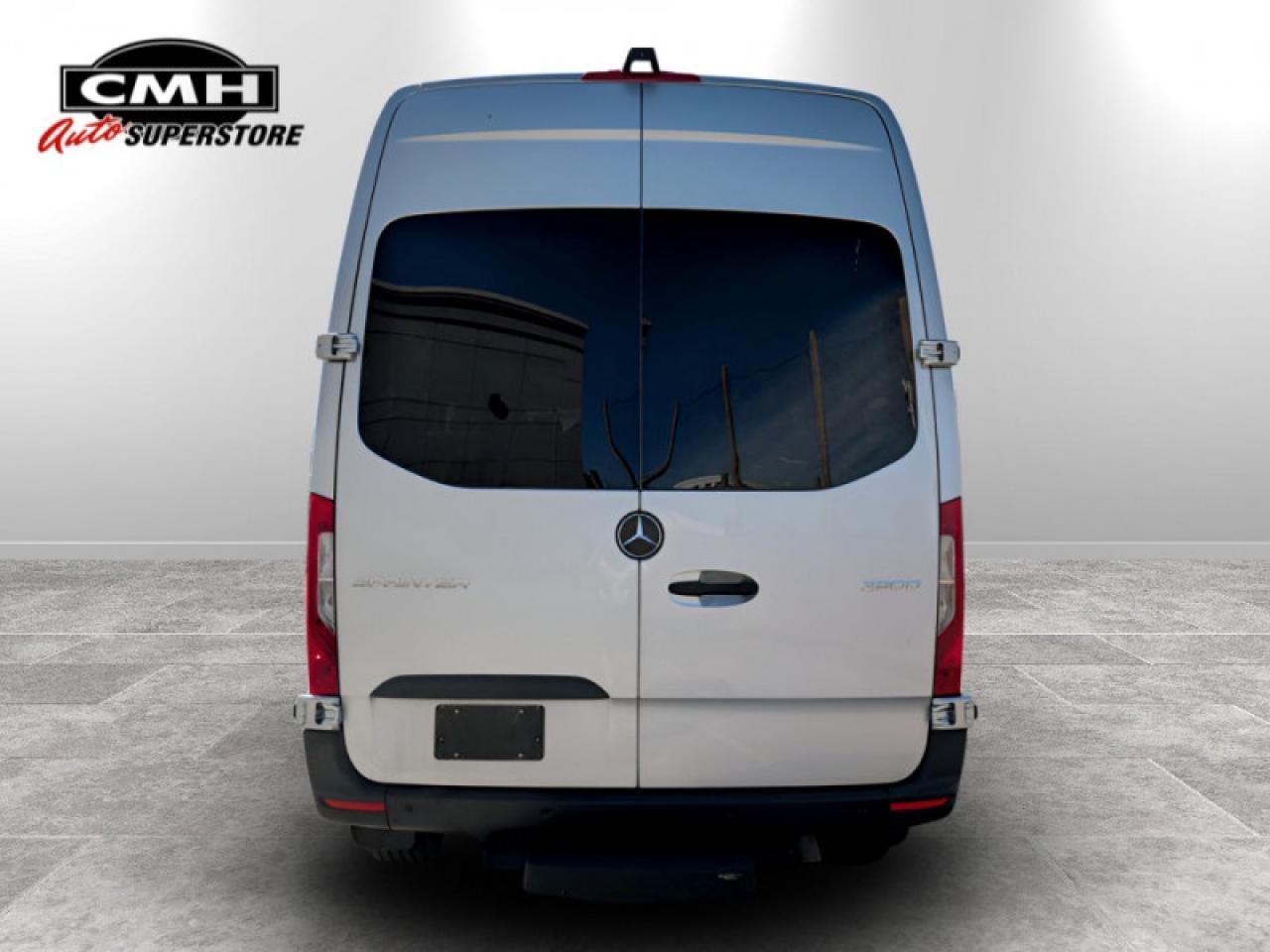 2019 Mercedes-Benz Sprinter Passenger Van Passenger 144 WB  **V6-DIESEL 12-PASS** Photo3