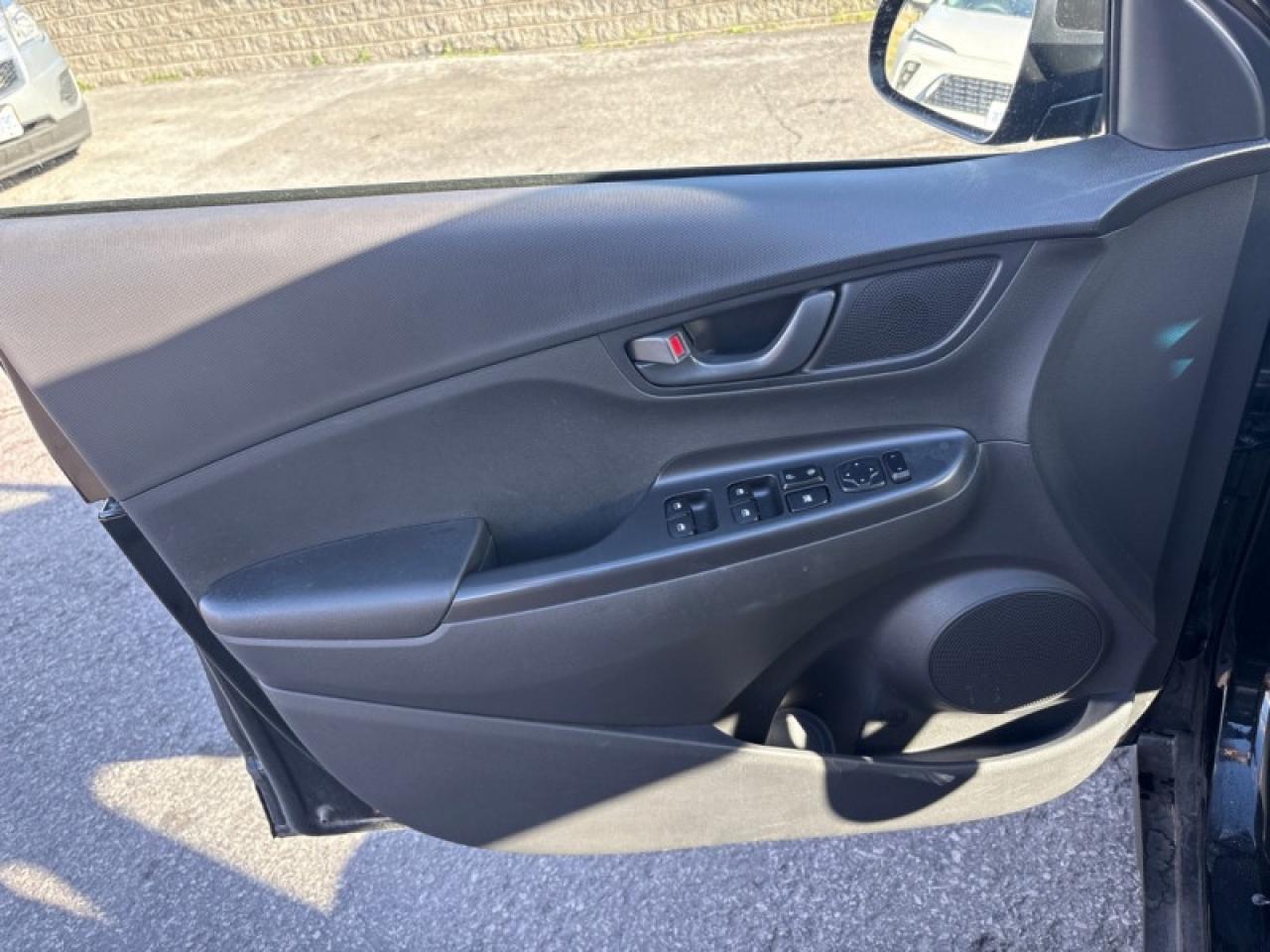 2023 Hyundai KONA 2.0L Preferred AWD  -  Heated Seats Photo