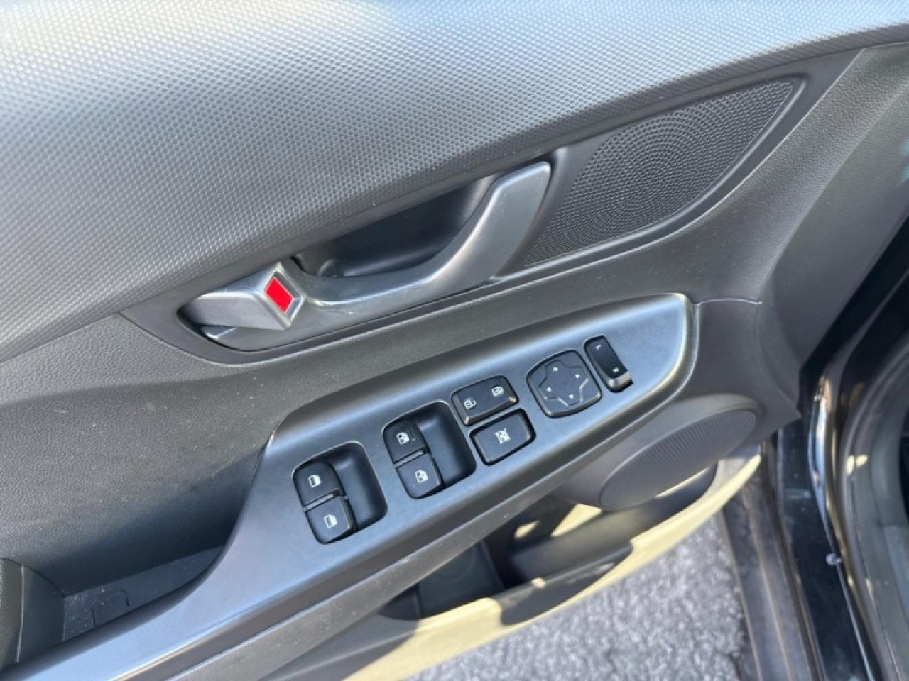 2023 Hyundai KONA 2.0L Preferred AWD  -  Heated Seats Photo