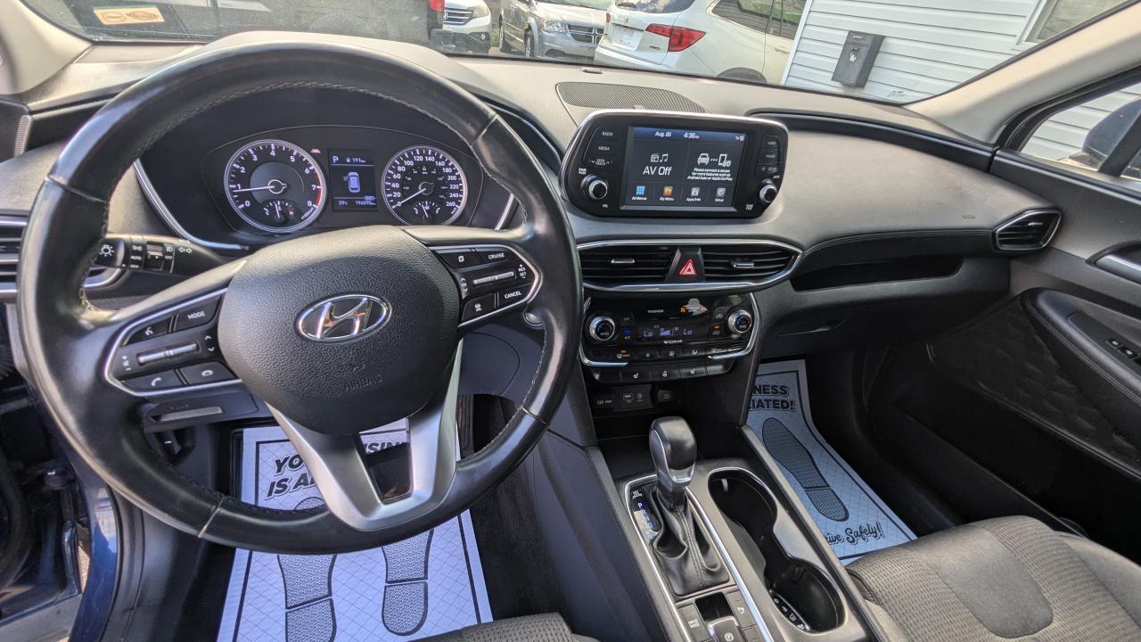 2019 Hyundai Santa Fe 2.4L Preferred AWD - Photo #9