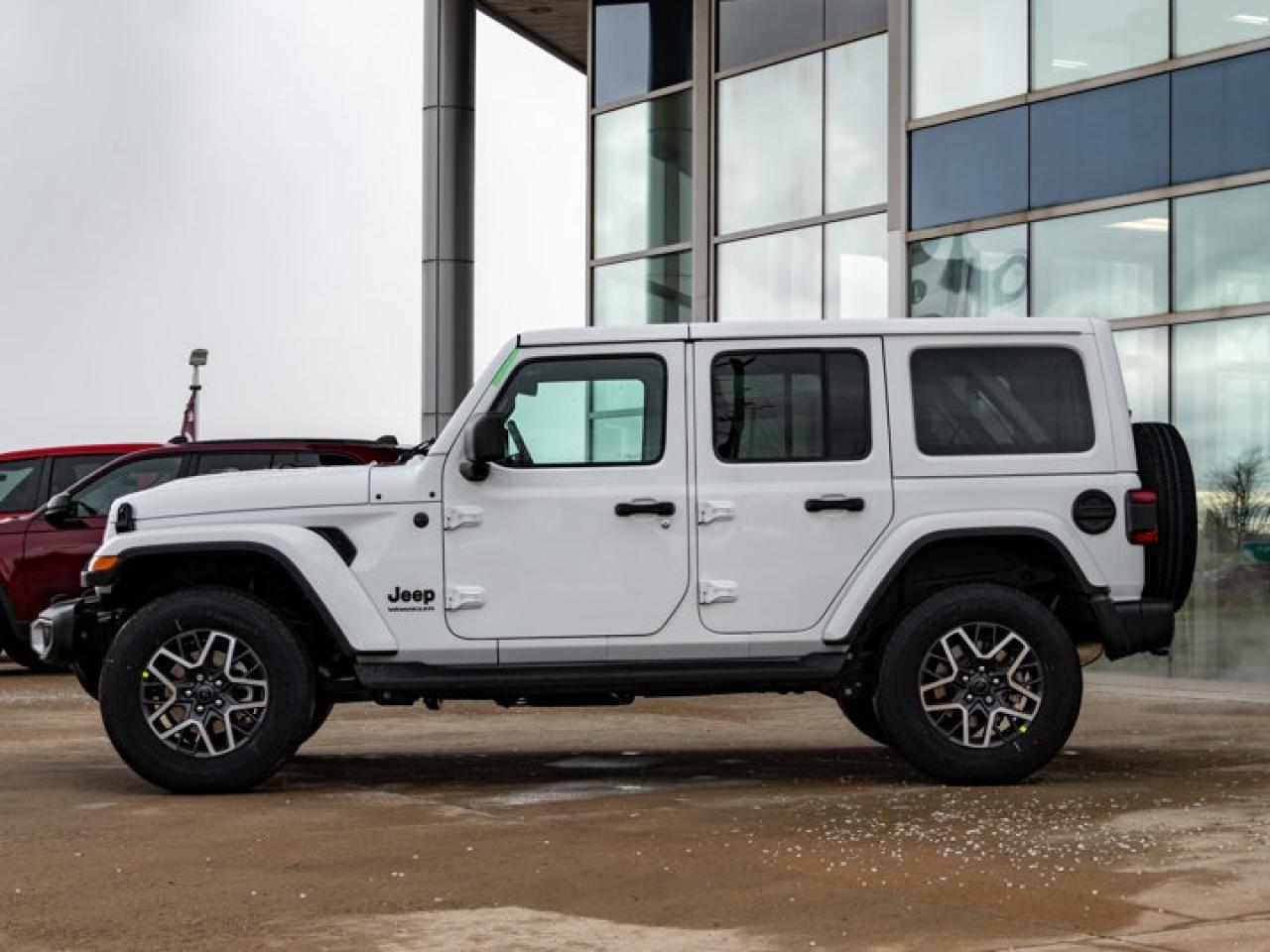 2026 Jeep Wrangler Sahara Photo4