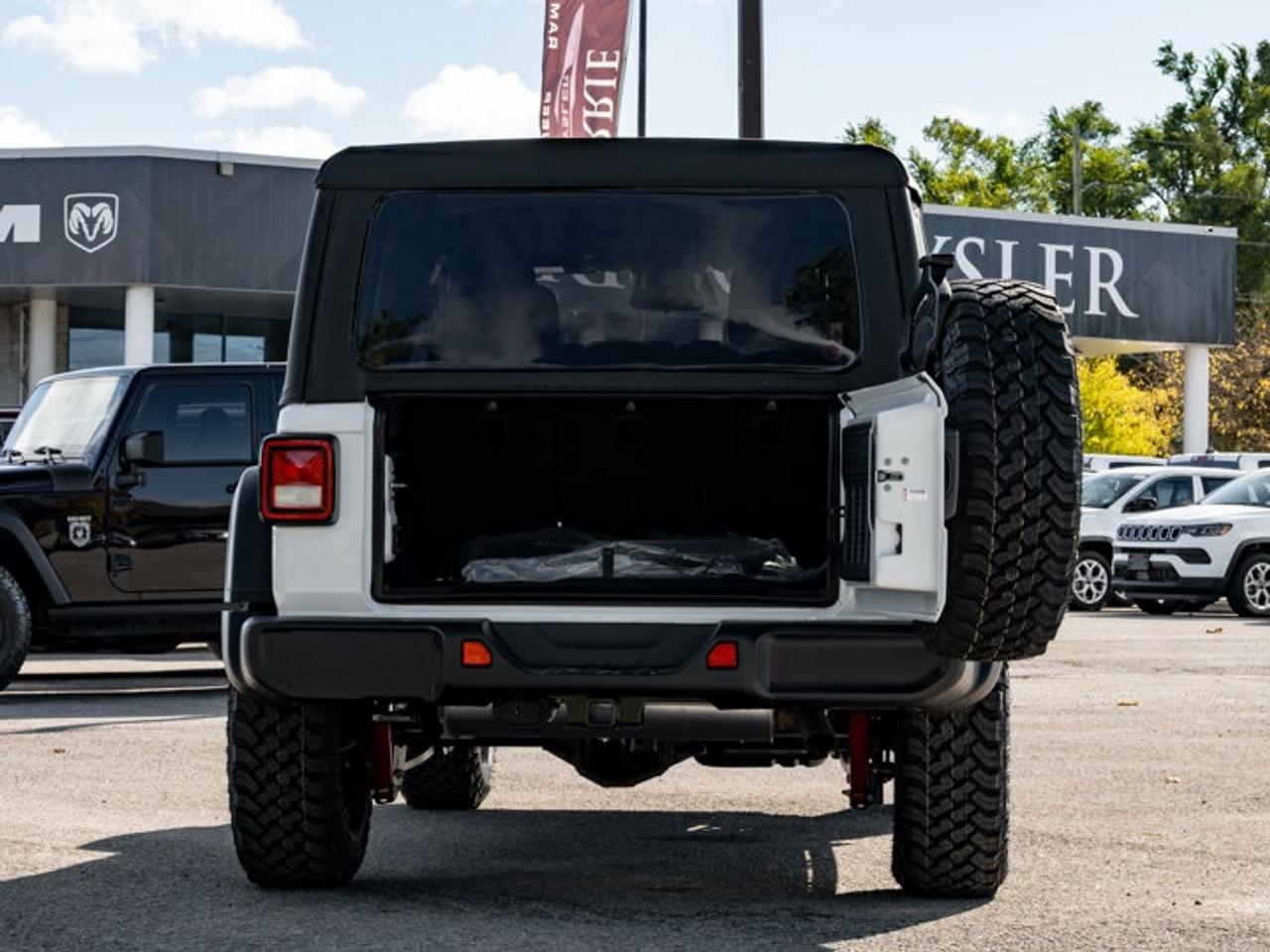 2026 Jeep Wrangler Willys Photo