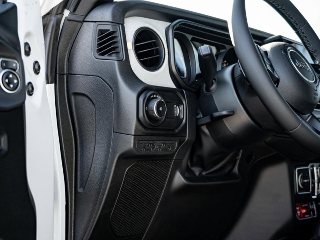 2026 Jeep Wrangler Willys Photo