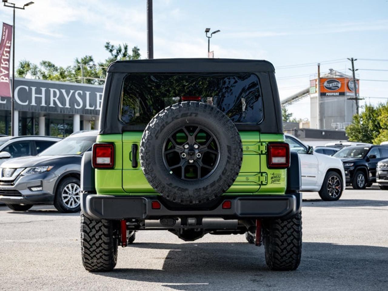 2026 Jeep Wrangler Willys Photo4