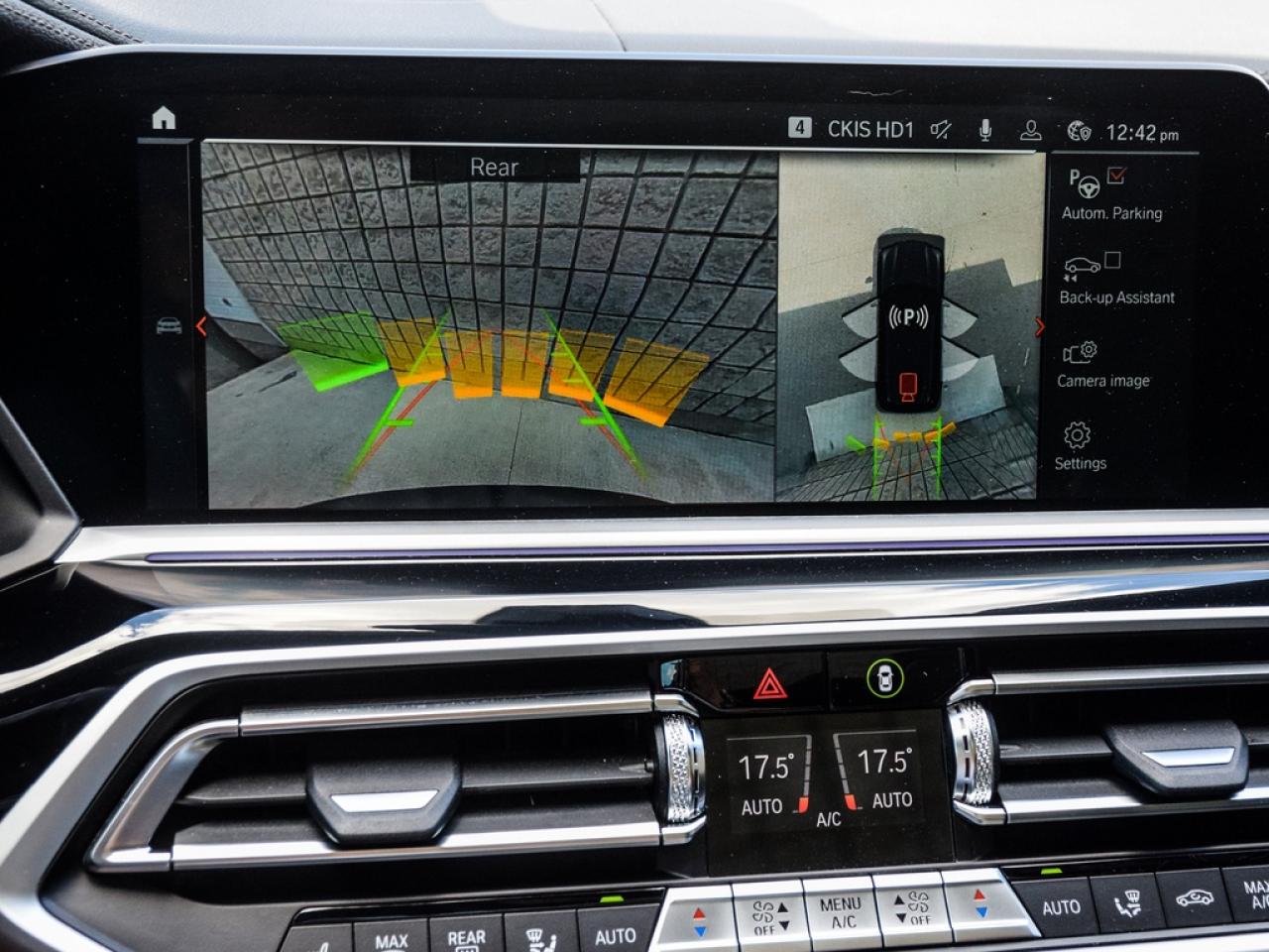 2021 BMW X5 xDrive40i *SOLD BY MAT* Photo