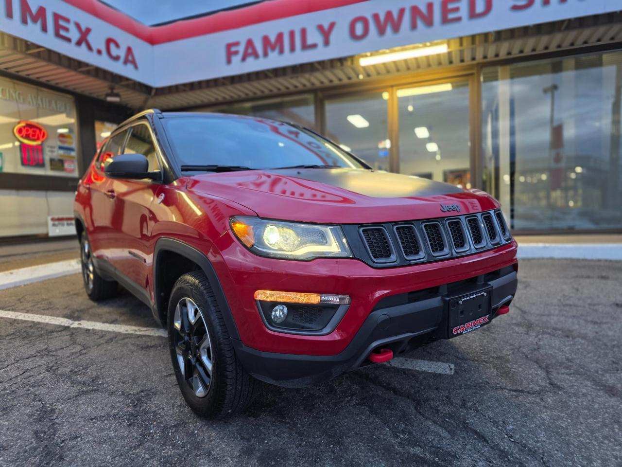 2018 Jeep Compass Trailhawk NAVI | Leather | Sunroof | Backup Camera | Heated Seats Photo