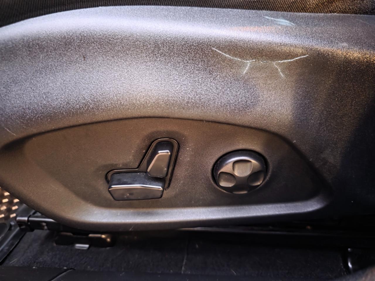 2018 Jeep Compass Trailhawk NAVI | Leather | Sunroof | Backup Camera | Heated Seats Photo